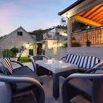 度假居 Cozy In Donji Proložac